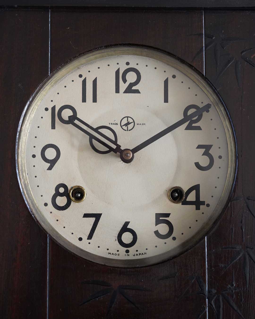 【２営業日以内に発送可能】日本時計／竹模様のケースが美しい振り子時計