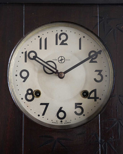 【２営業日以内に発送可能】日本時計／竹模様のケースが美しい振り子時計