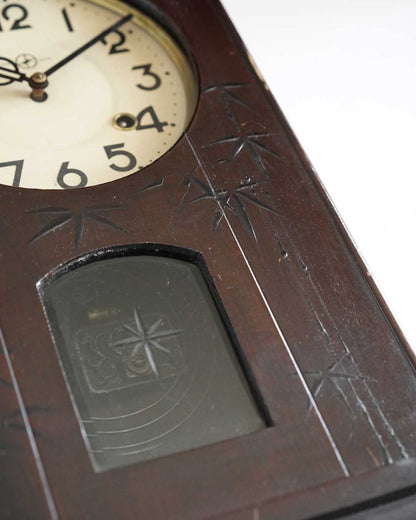 【２営業日以内に発送可能】日本時計／竹模様のケースが美しい振り子時計